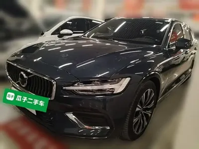Volvo V60 · 2024 год