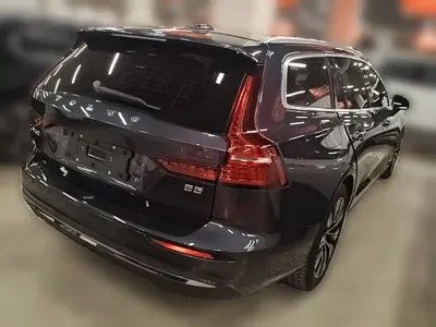Volvo V60 2024, 24500 км, за 22704.09 USD - фото 12