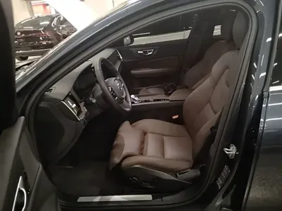 Volvo V60 2024, 24500 км, за 22704.09 USD - фото 22