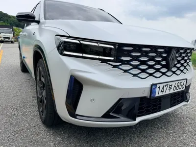 Renault-KoreaSamsung Grand Koleos 2026, 13000 км, за 26191.41 USD