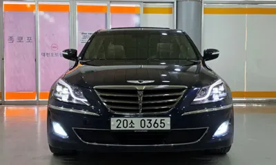 Hyundai Genesis 2012, 195122 км, за 6039.12 USD
