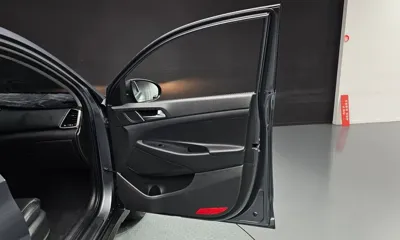 Hyundai Tucson 2018, 78310 км, за 8586.73 USD - фото 24