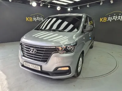 Hyundai Starex · 2021 год