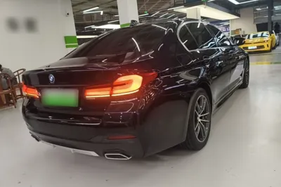 BMW 5 Series New Energy 2022, 63300 км, за 32639 USD - фото 6