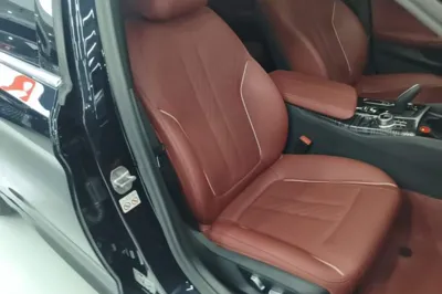 BMW 5 Series New Energy 2022, 63300 км, за 32639 USD - фото 23