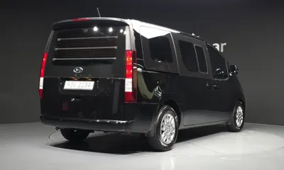 Hyundai Staria 2022, 71357 км, за 14703.95 USD