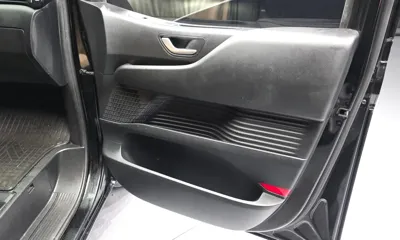Hyundai Staria 2022, 71357 км, за 14703.95 USD - фото 24