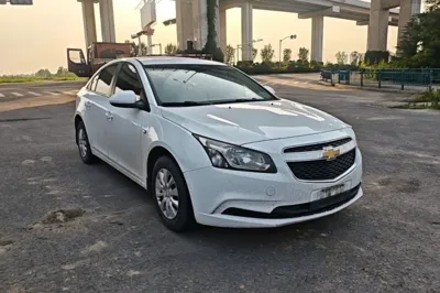 Chevrolet Cruze 2015, 141500 км, за 3686 USD - фото 3
