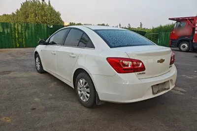 Chevrolet Cruze 2015, 141500 км, за 3686 USD - фото 4