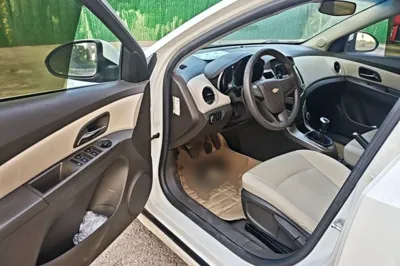 Chevrolet Cruze 2015, 141500 км, за 3686 USD - фото 18