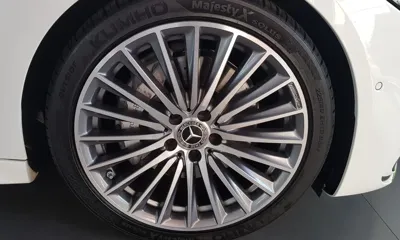 Mercedes-Benz C-Class 2023, 70013 км, за 28149.9 USD