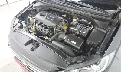 Hyundai Avante 2016, 63051 км, за 7670.8 USD - фото 6