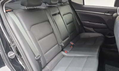 Hyundai Avante 2016, 63051 км, за 7670.8 USD - фото 11
