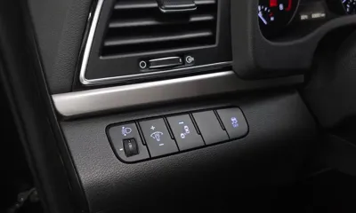 Hyundai Avante 2016, 63051 км, за 7670.8 USD - фото 16