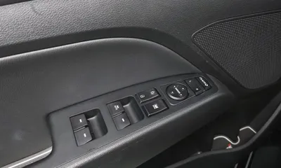 Hyundai Avante 2016, 63051 км, за 7670.8 USD - фото 18