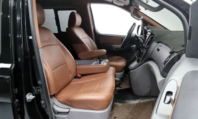 Hyundai Starex 2016, 95993 км, за 11589.39 USD - фото 11