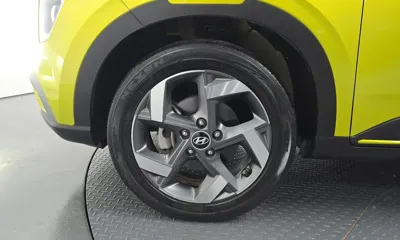 Hyundai Venue 2020, 13180 км, за 10831.04 USD