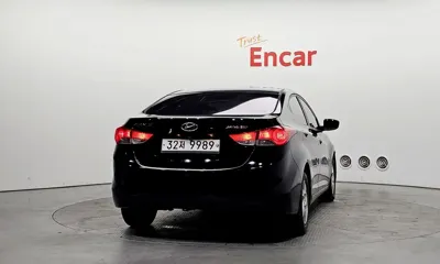 Hyundai Avante 2012, 50407 км, за 3629.03 USD