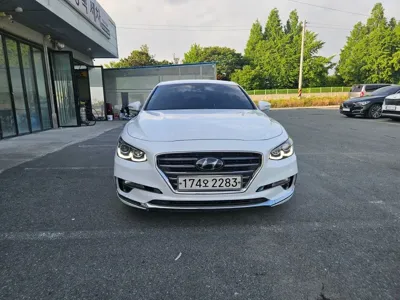 Hyundai Grandeur 2019, 92285 км, за 10289.27 USD