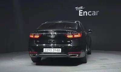 Kia K7 2017, 96182 км, за 7687.3 USD