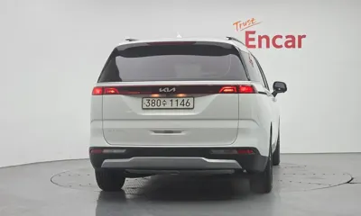 Kia Canival 2023, 110667 км, за 14246.69 USD