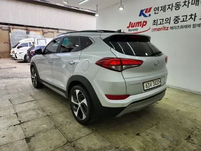 Hyundai Tucson 2018, 101540 км, за 9715.11 USD