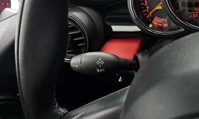 MINI Cooper 2018, 103211 км, за 6091.14 USD - фото 19