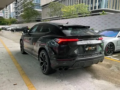 Lamborghini Urus 2019, 15000 км, за 233482.2 USD - фото 6