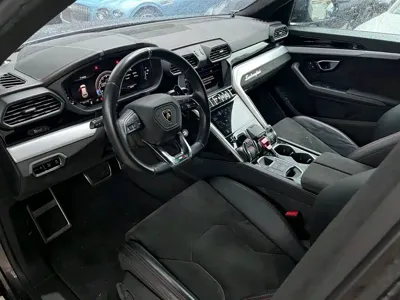 Lamborghini Urus 2019, 15000 км, за 233482.2 USD - фото 14