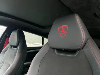 Lamborghini Urus 2019, 15000 км, за 233482.2 USD - фото 15