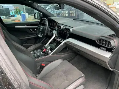 Lamborghini Urus 2019, 15000 км, за 233482.2 USD - фото 22