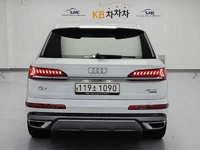 Audi Q7 2021, 162476 км, за 26058.65 USD