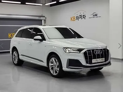 Audi Q7 2021, 162476 км, за 26058.65 USD