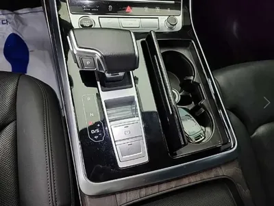 Audi Q7 2021, 162476 км, за 26058.65 USD - фото 8