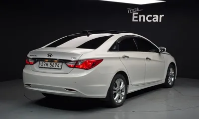 Hyundai Sonata 2010, 197716 км, за 1950.2 USD