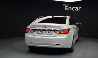 Hyundai Sonata 2010, 197716 км, за 1950.2 USD