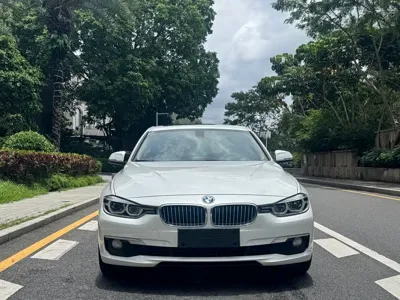 BMW 3 Series 2019, 70000 км, за 14726.4 USD