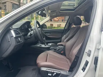 BMW 3 Series 2019, 70000 км, за 14726.4 USD - фото 8