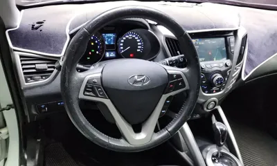 Hyundai Veloster 2012, 142562 км, за 2510.74 USD - фото 13