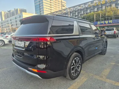 Kia Canival 2023, 41135 км, за 17517.2 USD