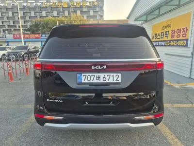 Kia Canival 2023, 41135 км, за 17517.2 USD