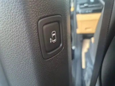 Kia Canival 2023, 41135 км, за 17517.2 USD - фото 9