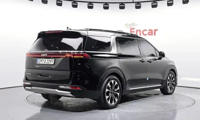 Kia Canival 2023, 33866 км, за 22134.12 USD