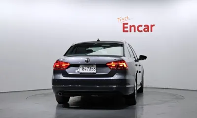Volkswagen Passat 2015, 130051 км, за 3713.36 USD