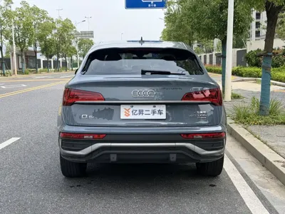 Audi Q5L Sportback 2022, 54300 км, за 27662.79 USD