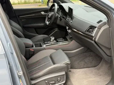 Audi Q5L Sportback 2022, 54300 км, за 27662.79 USD - фото 7