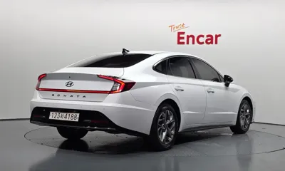 Hyundai Sonata 2022, 73905 км, за 10358.31 USD