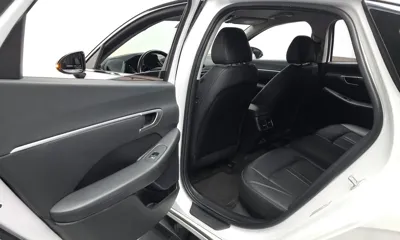Hyundai Sonata 2022, 73905 км, за 10358.31 USD - фото 26
