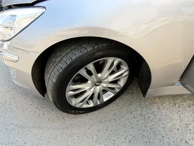 Hyundai Genesis 2012, 85538 км, за 4160.44 USD
