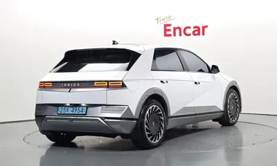 Hyundai Ioniq5 2022, 98996 км, за 19764.69 USD